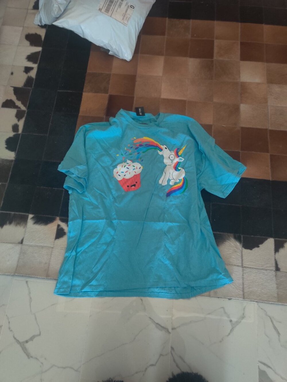 Goodie Two Sleeves tee size 3x New UNISEX